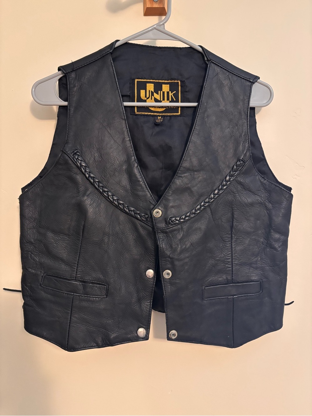 Vintage Unik Black Genuine Leather Women’s Vest Size Medium